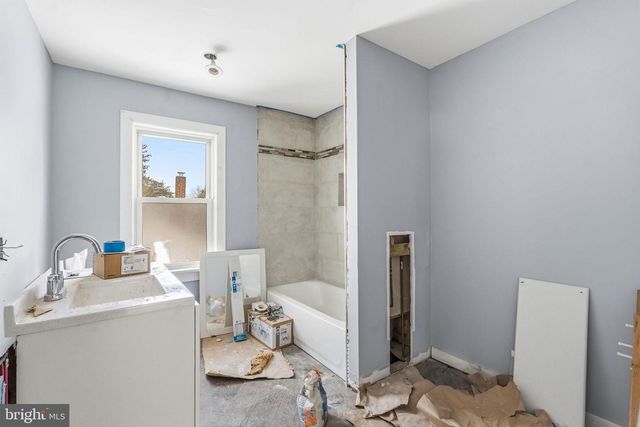 324 ALLEN AVE, Salem, NJ 08079