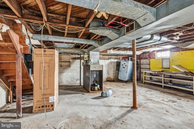 324 ALLEN AVE, Salem, NJ 08079