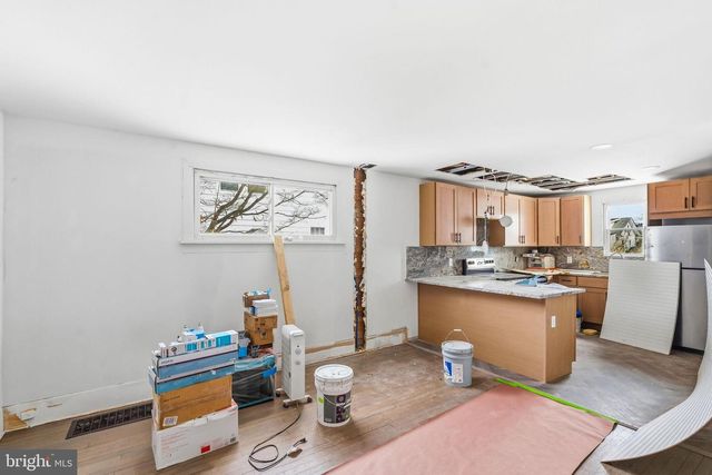 324 ALLEN AVE, Salem, NJ 08079