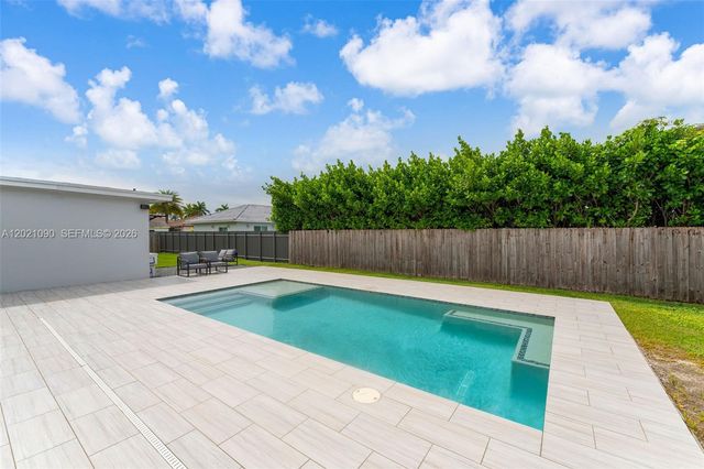 16325 SW 276th Ter, Homestead, FL 33031