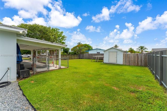 16325 SW 276th Ter, Homestead, FL 33031