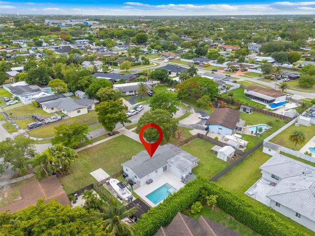 16325 SW 276th Ter, Homestead, FL 33031
