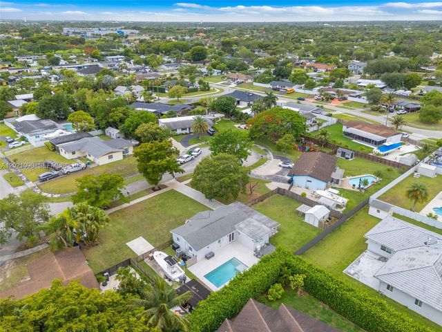 16325 SW 276th Ter, Homestead, FL 33031