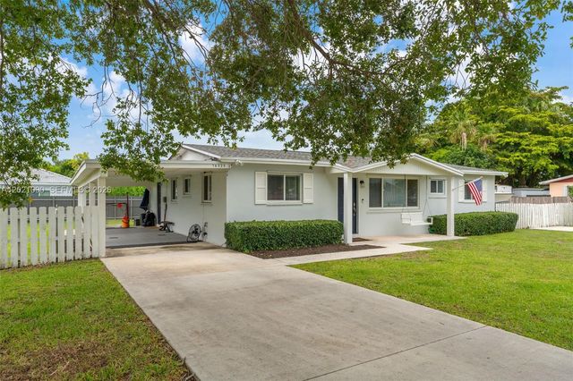 16325 SW 276th Ter, Homestead, FL 33031