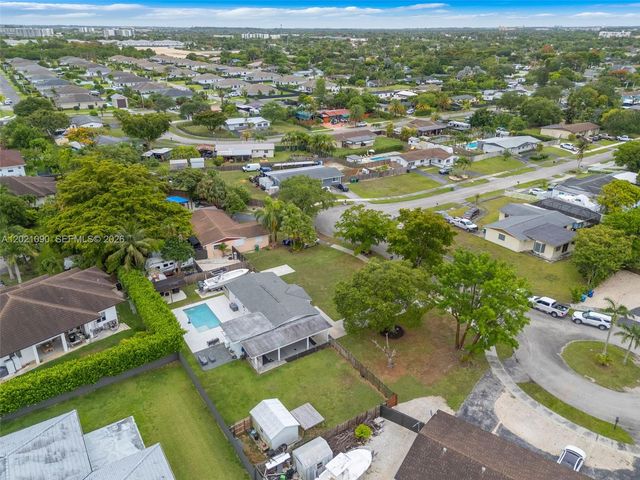 16325 SW 276th Ter, Homestead, FL 33031