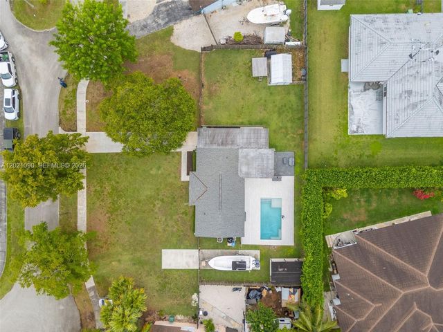 16325 SW 276th Ter, Homestead, FL 33031