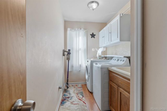 16040 Violet Drive, Macomb Township, MI 48042