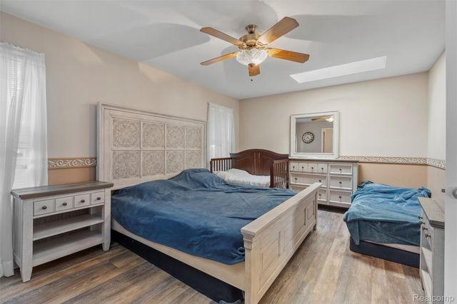 16040 Violet Drive, Macomb Township, MI 48042