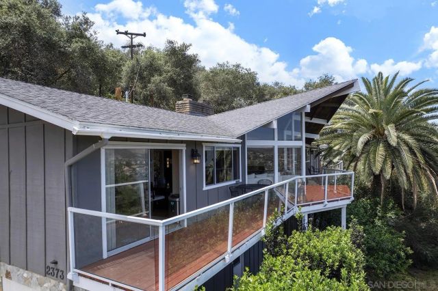 2373 Carroll Ln, Escondido, CA 92027