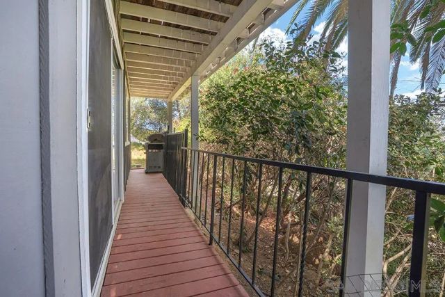 2373 Carroll Ln, Escondido, CA 92027