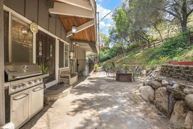 2373 Carroll Ln, Escondido, CA 92027