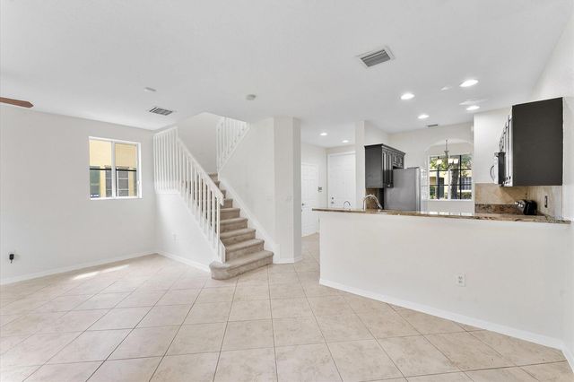 6051 SW 19th Court, North Lauderdale, FL 33068