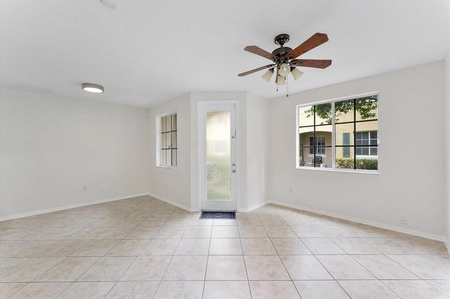 6051 SW 19th Court, North Lauderdale, FL 33068