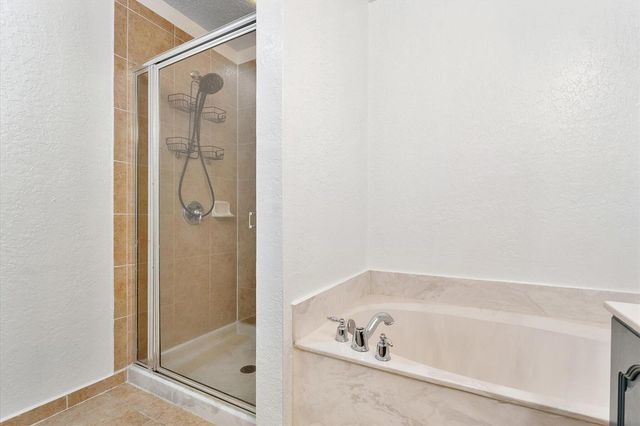 6051 SW 19th Court, North Lauderdale, FL 33068