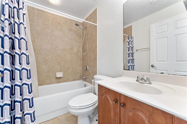 6051 SW 19th Court, North Lauderdale, FL 33068
