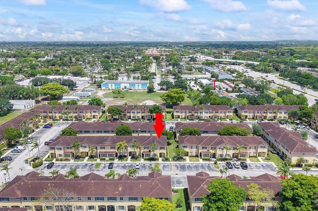 6051 SW 19th Court, North Lauderdale, FL 33068