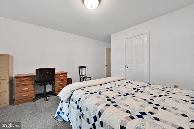 75 REINHOLDS RD, Reinholds, PA 17569