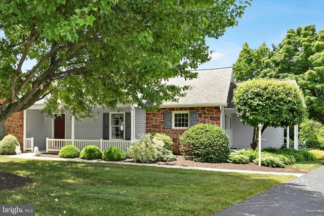 75 REINHOLDS RD, Reinholds, PA 17569