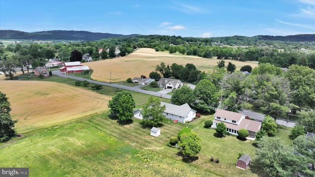 75 REINHOLDS RD, Reinholds, PA 17569