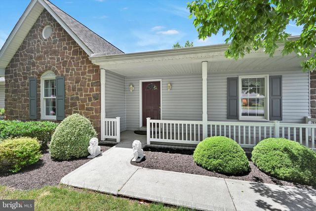 75 REINHOLDS RD, Reinholds, PA 17569