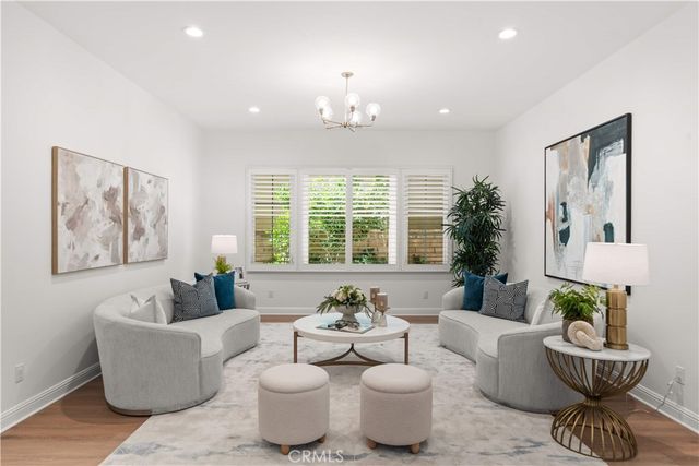 221 Clear Fls, Irvine, CA 92602