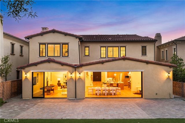 221 Clear Fls, Irvine, CA 92602