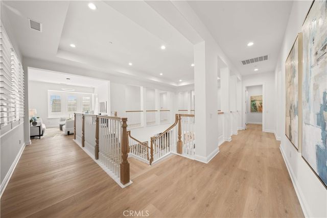 221 Clear Fls, Irvine, CA 92602