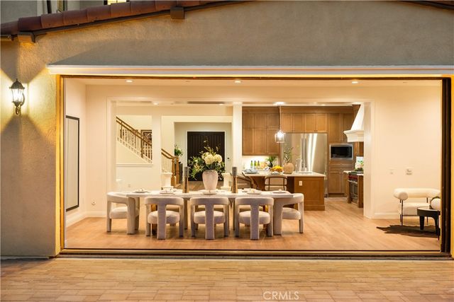 221 Clear Fls, Irvine, CA 92602