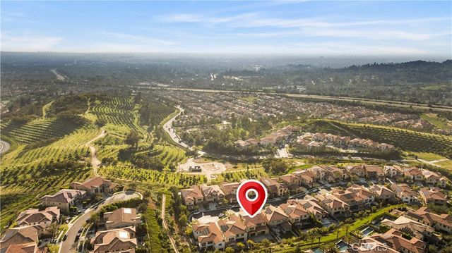 221 Clear Fls, Irvine, CA 92602