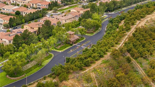 221 Clear Fls, Irvine, CA 92602