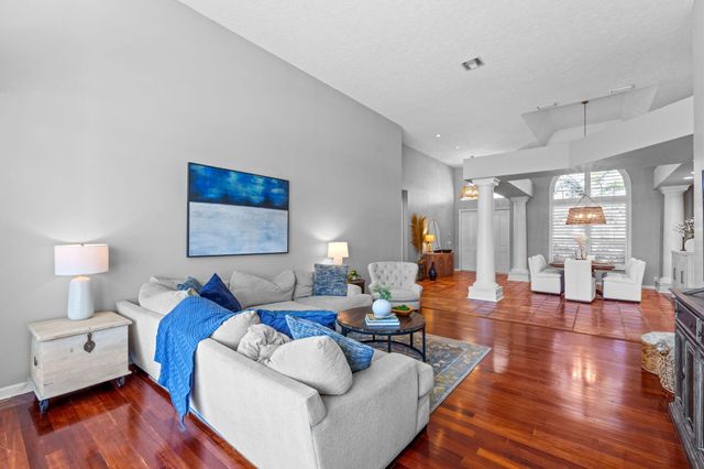 1974 S Club Drive, Wellington, FL 33414