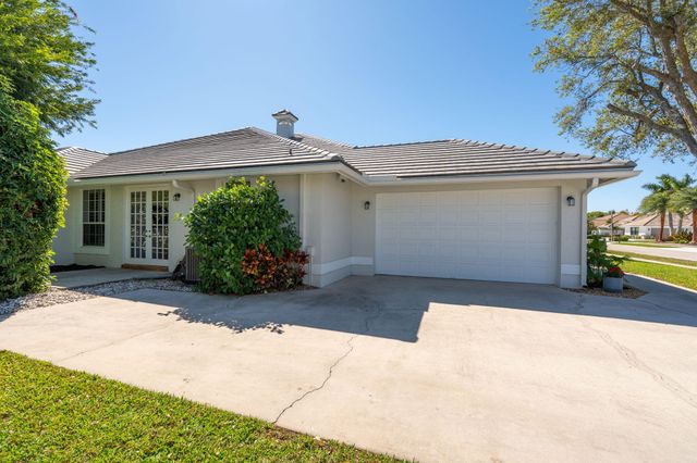 1974 S Club Drive, Wellington, FL 33414
