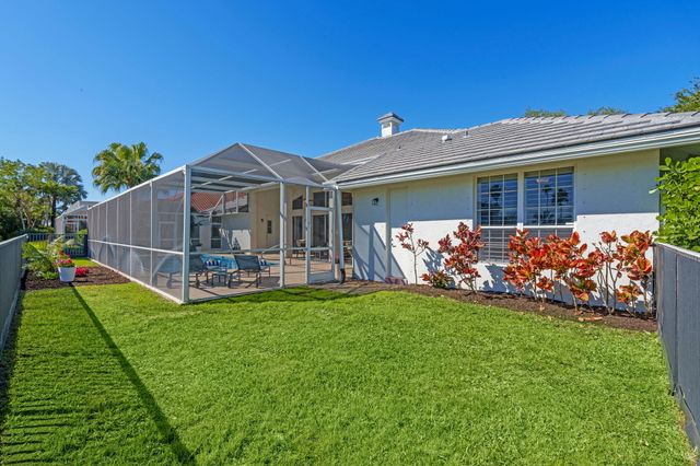 1974 S Club Drive, Wellington, FL 33414