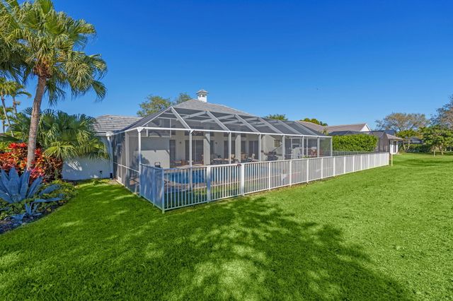 1974 S Club Drive, Wellington, FL 33414