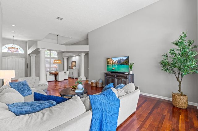 1974 S Club Drive, Wellington, FL 33414