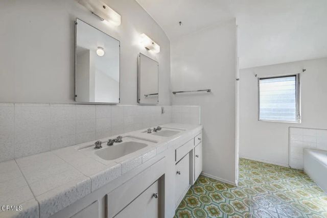 2850 Wallingford Road, San Marino, CA 91108