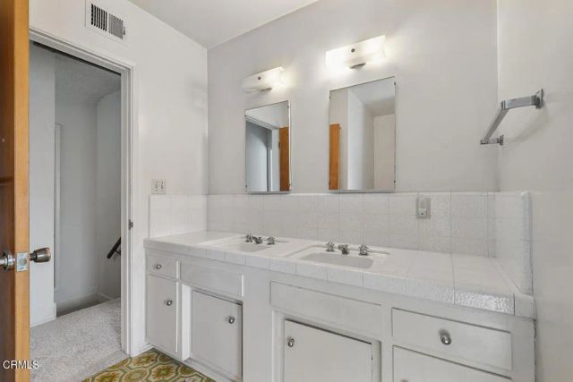 2850 Wallingford Road, San Marino, CA 91108