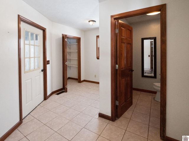 128 geurin rd, Murray, KY 42071