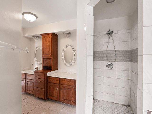 128 geurin rd, Murray, KY 42071