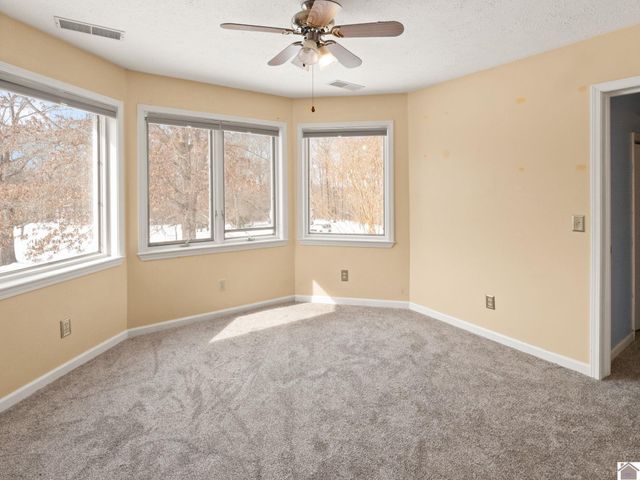 128 geurin rd, Murray, KY 42071