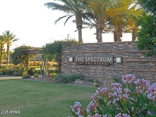 2751 S Southwind Drive, Gilbert, AZ 85295