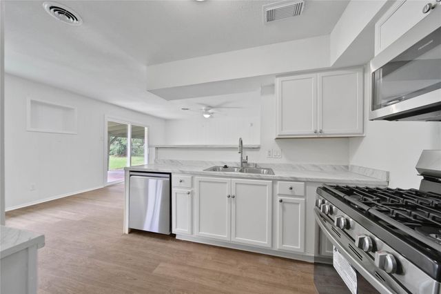 5703 Oakham Street, Houston, TX 77085