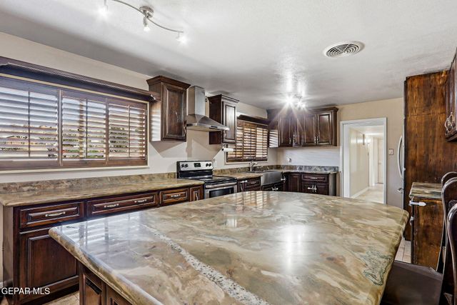 4312 WALLINGTON Drive, El Paso, TX 79902