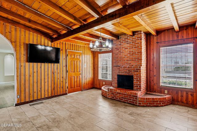 4312 WALLINGTON Drive, El Paso, TX 79902