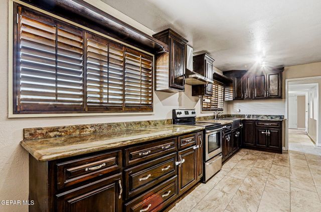 4312 WALLINGTON Drive, El Paso, TX 79902