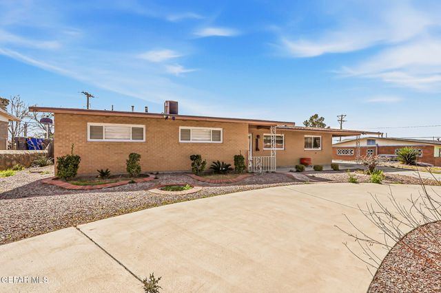 4312 WALLINGTON Drive, El Paso, TX 79902