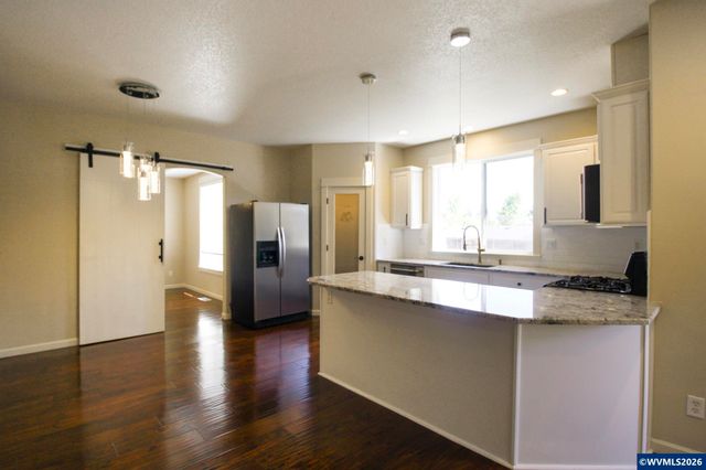 3194 Elliott St NW, Salem, OR 97304