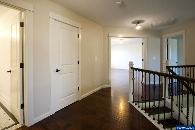 3194 Elliott St NW, Salem, OR 97304