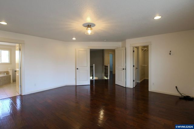 3194 Elliott St NW, Salem, OR 97304