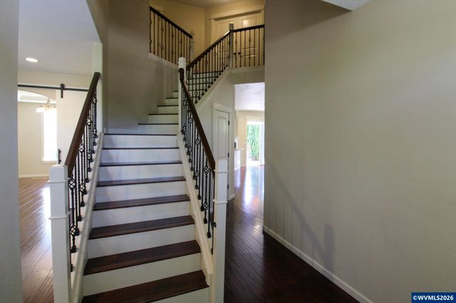 3194 Elliott St NW, Salem, OR 97304